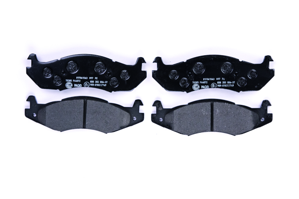 Jeu de 4 plaquettes de frein | HELLA PAGID