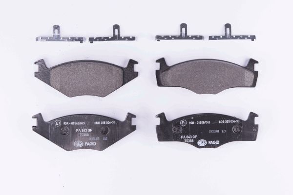 Jeu de 4 plaquettes de frein | HELLA PAGID