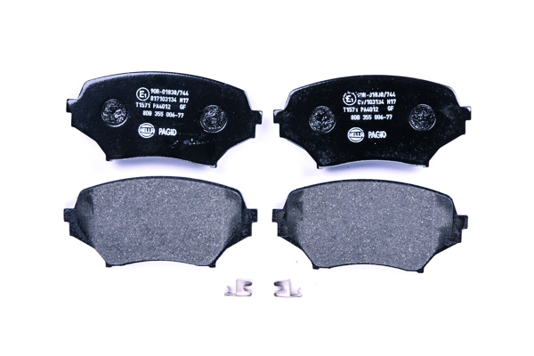 Jeu de 4 plaquettes de frein | HELLA PAGID