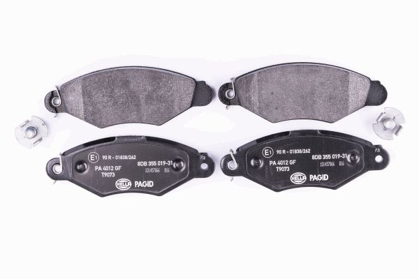 Jeu de 4 plaquettes de frein | HELLA PAGID