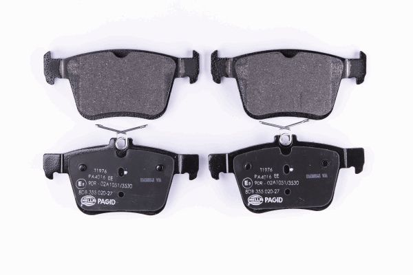 Jeu de 4 plaquettes de frein | HELLA PAGID