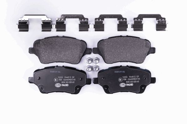 Jeu de 4 plaquettes de frein | HELLA PAGID